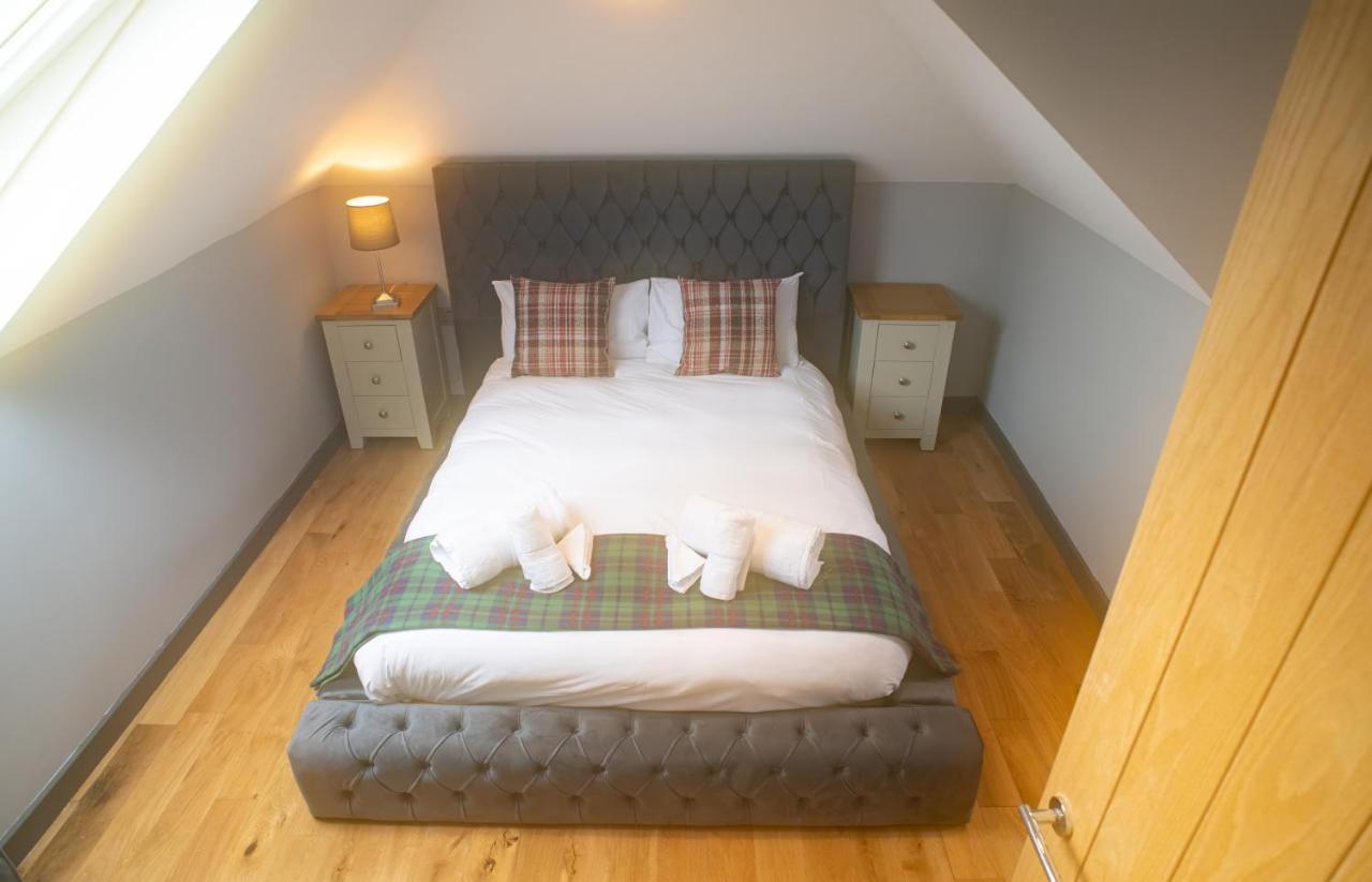 Luxury 4 Bedroom Cottage With Stunning Views Near Fairy Pools! Carbost  Exterior foto