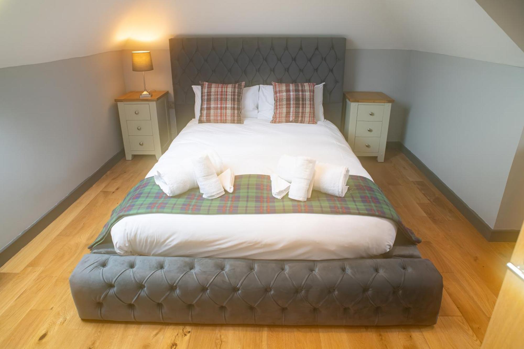 Luxury 4 Bedroom Cottage With Stunning Views Near Fairy Pools! Carbost  Exterior foto